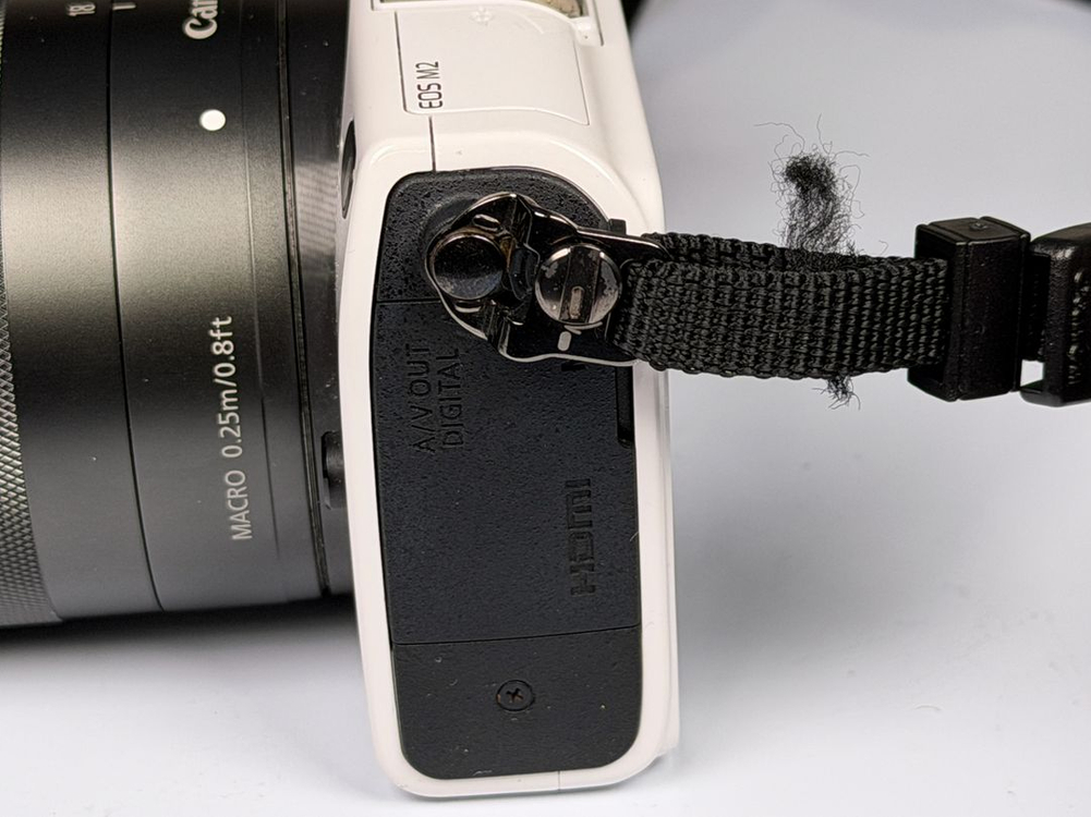 캐논 EOS M2 미러리스 카메라 이미지