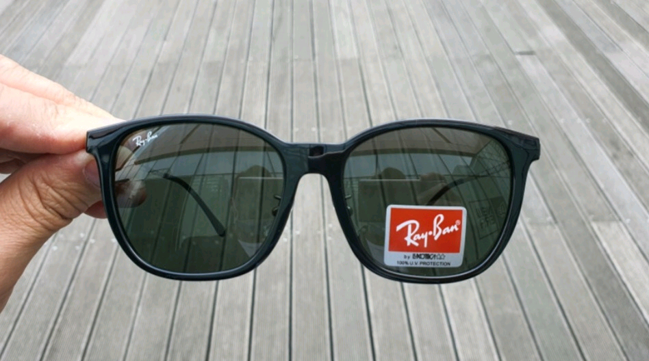 레이벤 선글라스(블랙) RB4333D-6292 71 이미지