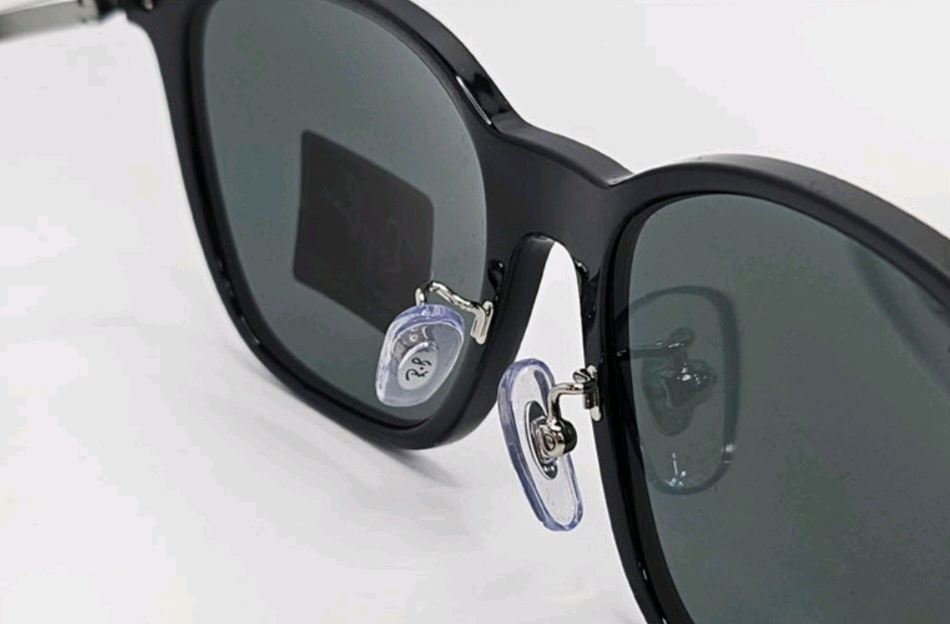 레이벤 선글라스(블랙) RB4333D-6292 71 이미지