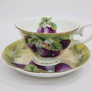 로얄스태포드 커피잔 찻잔. 이미지