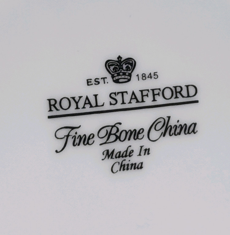 로얄스태포드 커피잔 찻잔. 이미지