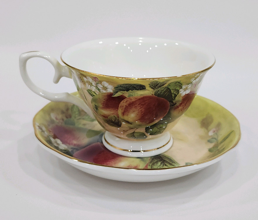 로얄스태포드 커피잔 찻잔. 이미지