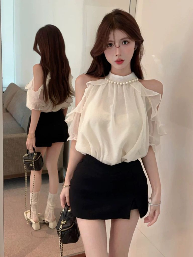 진주 목걸이 오프숄더 블라우스 이미지