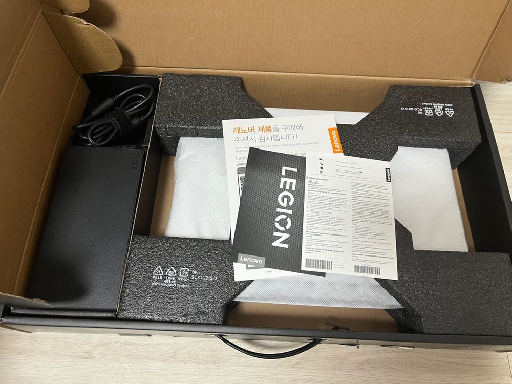 레노버 리전 5 프로 16ARH 라이젠7 RTX3070 게이밍 노트북 풀박스 이미지