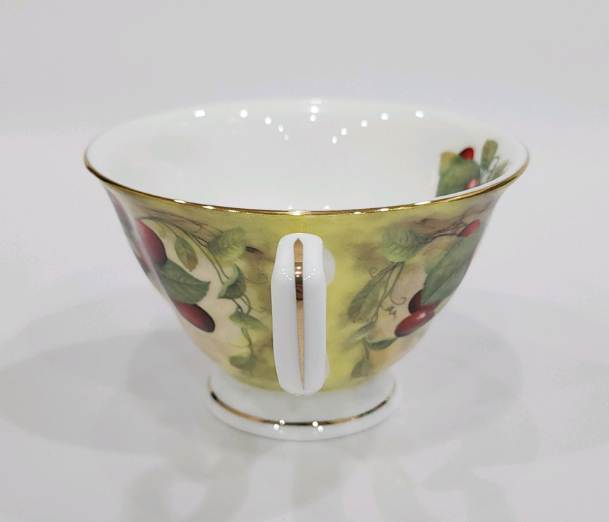 로얄스태포드 커피잔 찻잔. 이미지