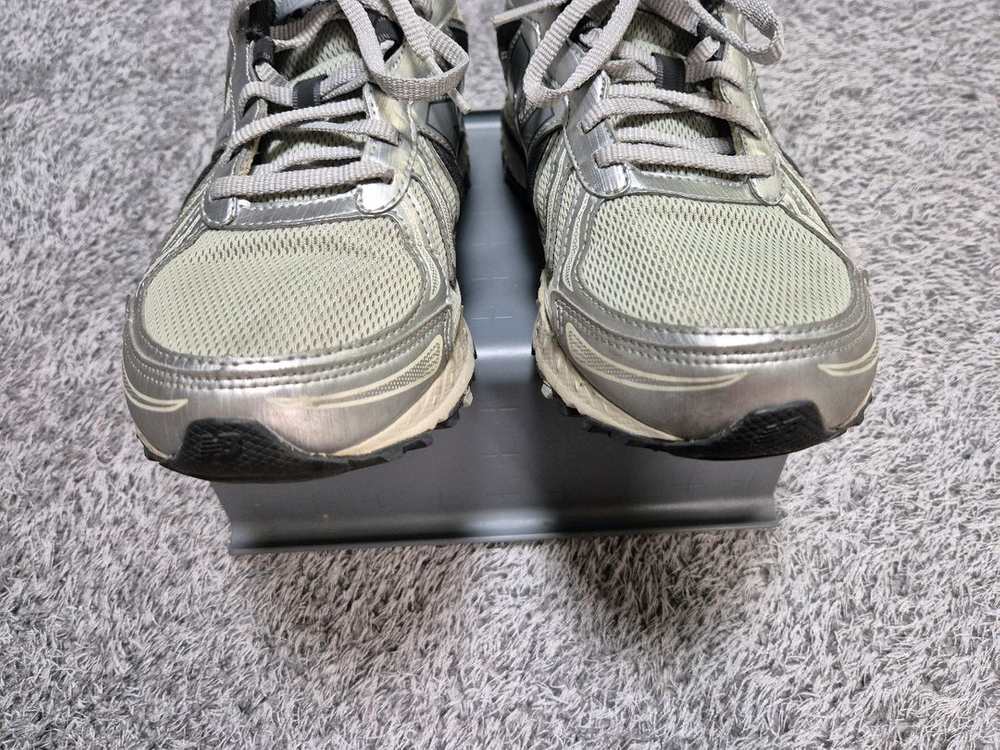 뉴발란스 410V5 2E 실버 260 이미지