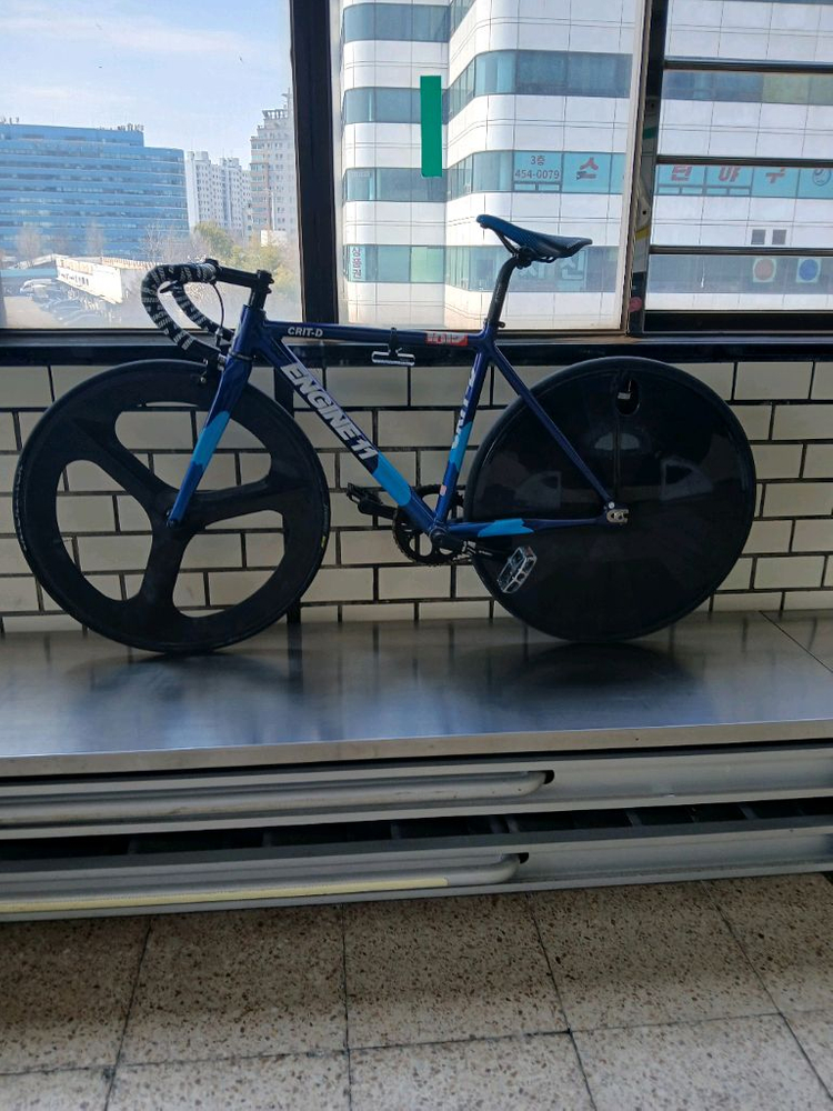 엔진11 인디고왼차로 픽시 프셋구합니다 이미지