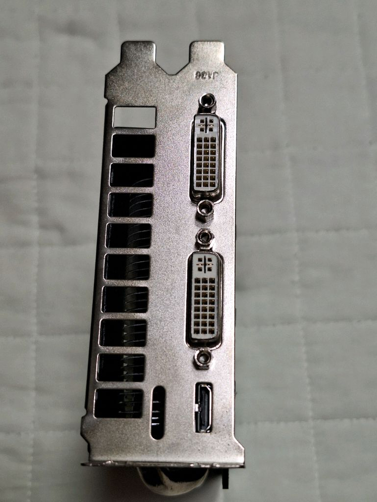 Giada GTX 560 엔비디아 그래픽카드 이미지