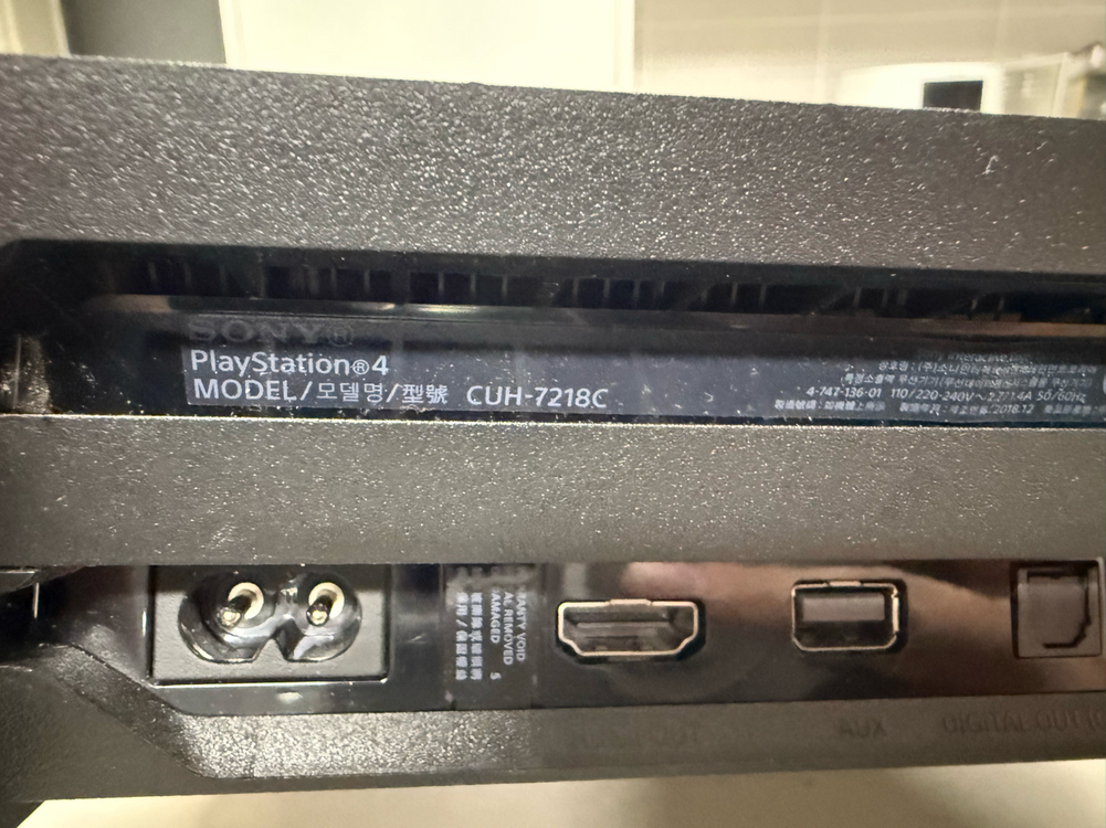 PS4 pro 7218C 1tb 이미지