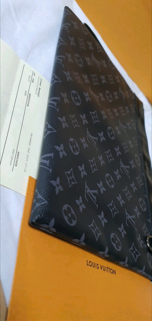 루이비통 이클립스 클러치백 정품S급(영수증O)구찌프라다루이비통디올고야드샤넬셀린느보테가생로랑발렌시아가버버리가방 이미지