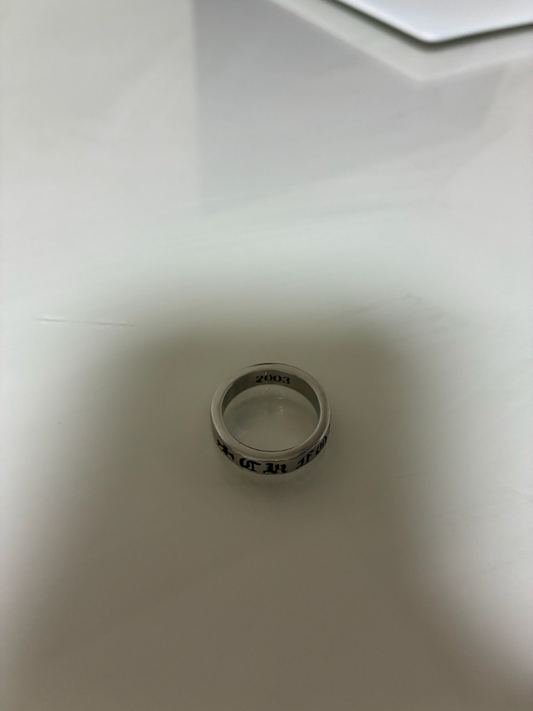 크롬하츠 반지 판매합니다 이미지