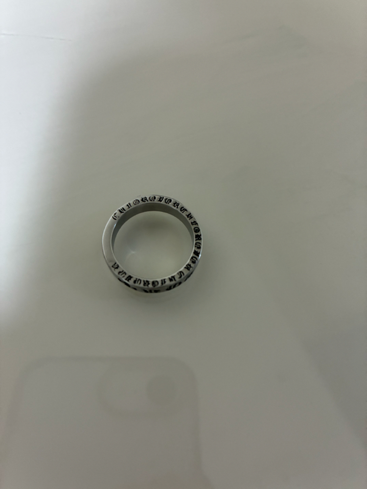 크롬하츠 반지 판매합니다 이미지