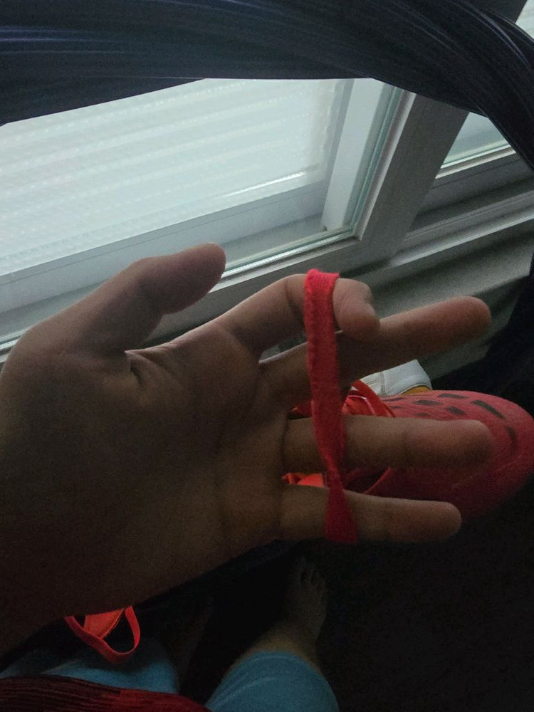 아디다스 프레데터 엘리트 AG나이키 팬텀 엘리트 AG 축구화 이미지