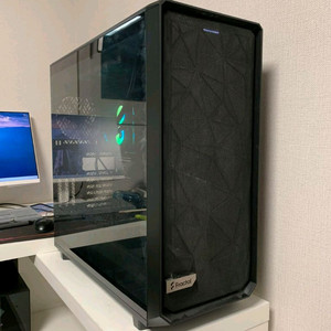 7800x3d 게이밍 컴퓨터 반 본체 이미지