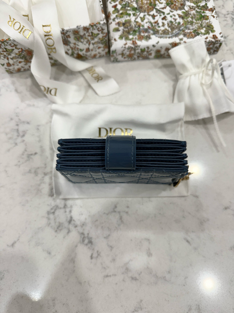 디올 아코디언 카드지갑 미드나잇블루 이미지