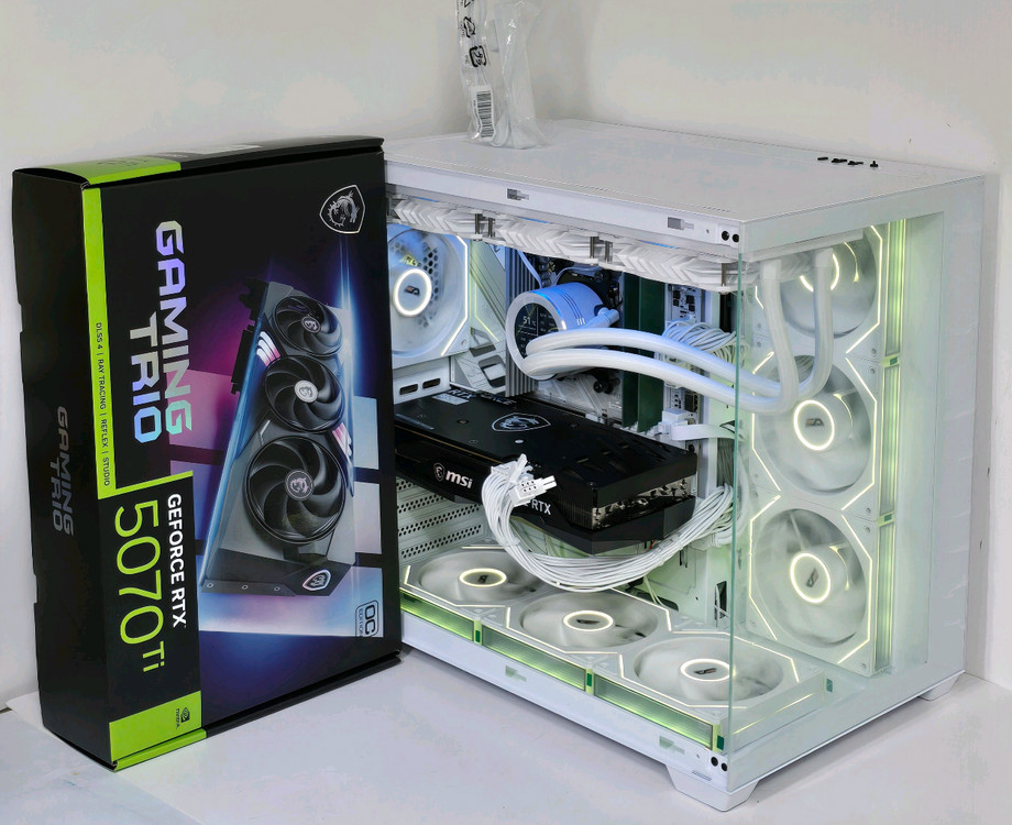 (새제품 화이트)9800X3D, RTX5070Tl, B850M, 수랭쿨러, 850W GOLD, 방송게이밍컴퓨터본체 이미지