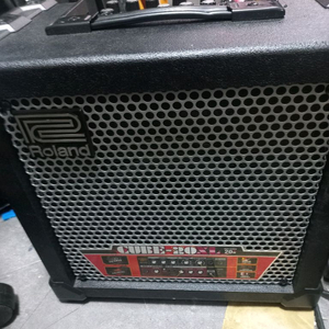 로랜드 큐브 20XL 일렉기타 앰프 이미지