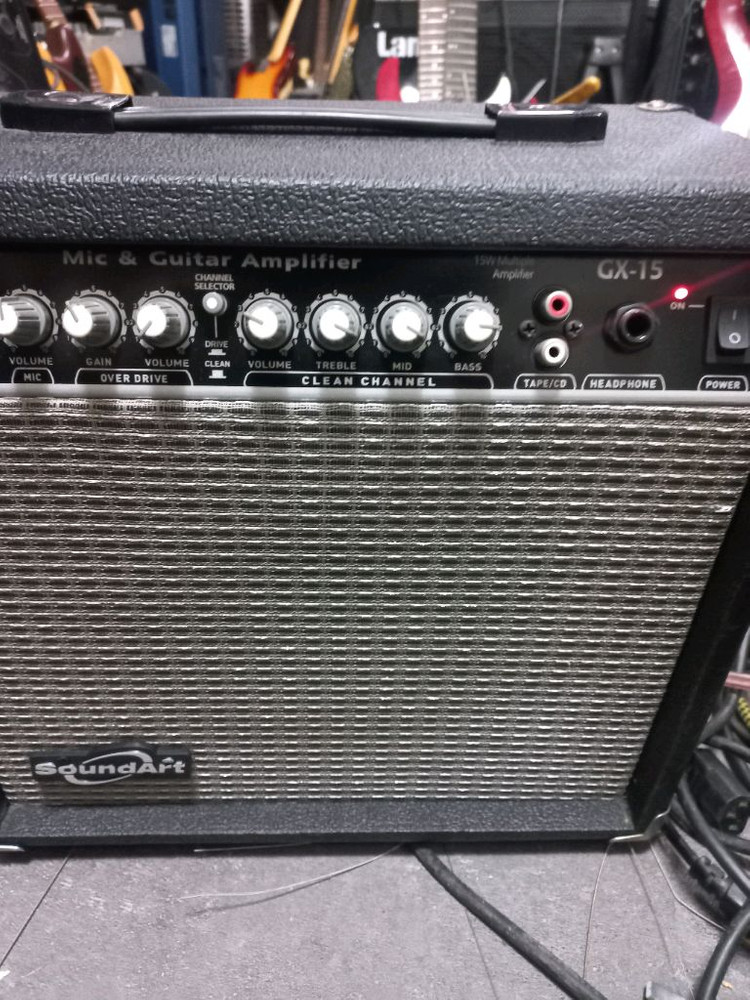 로랜드 큐브 20XL 일렉기타 앰프 이미지