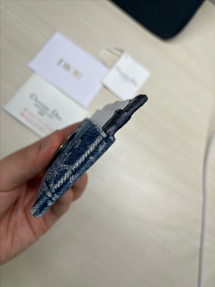 디올 몽테인 30 카드지갑 이미지