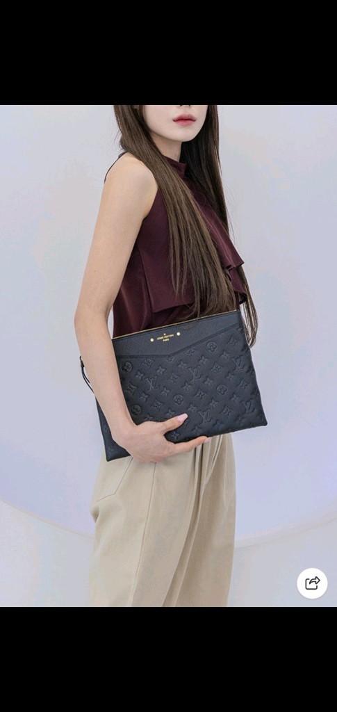 루이비통 앙프렝뜨 클러치백/파우치백 정품S급(영수증O)구찌프라다루이비통디올고야드샤넬셀린느보테가생로랑발렌시아가가방 이미지