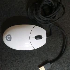 게이밍 마우스 FKMINI 3 AGM-M6P 미니옵 유광화이트 이미지