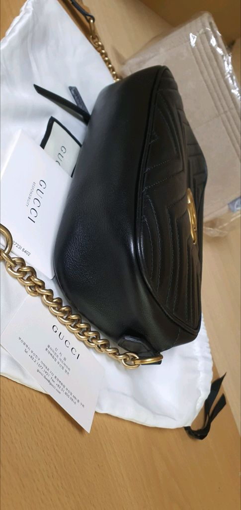 구찌 마몬트 마틀라세 스몰 크로스백 새상품급 정품(감정O)프라다루이비통디올고야드샤넬셀린느보테가생로랑발렌시아가가방 이미지