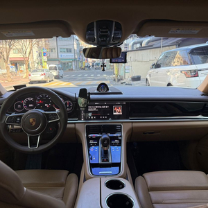 포르쉐파나메라 이미지