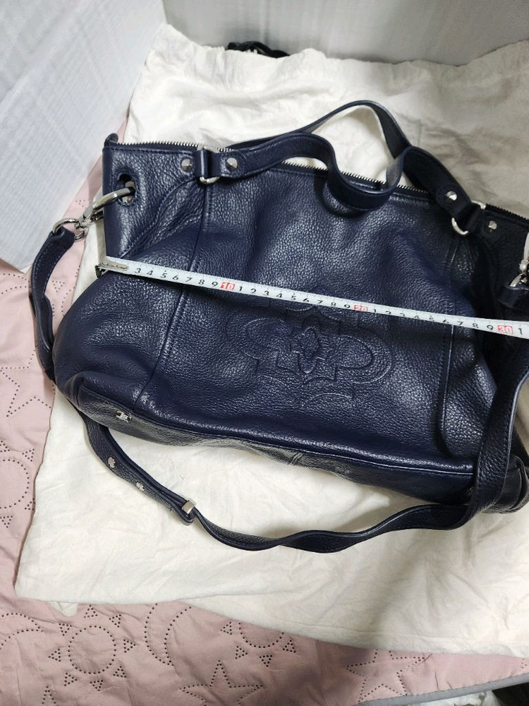 가죽 숄더백 오야니 이미지