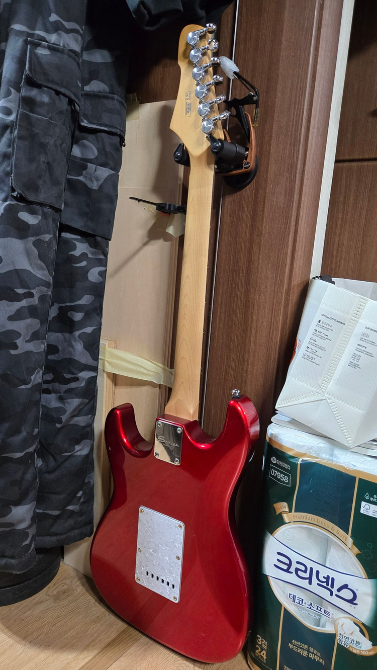 스윙 일렉기타 SWING FOXY 100 METALIC RED 이미지