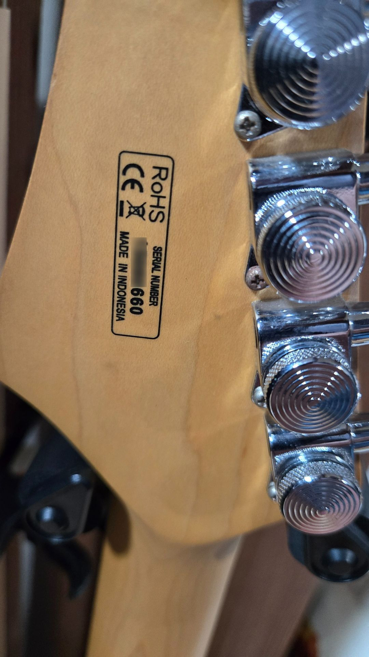 스윙 일렉기타 SWING FOXY 100 METALIC RED 이미지