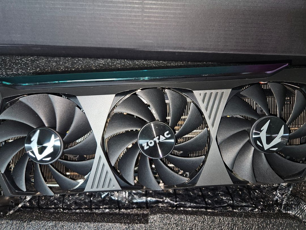 조택 RTX 3080 10GB AMP Holo LHR 그래픽카드 팝니다. 이미지