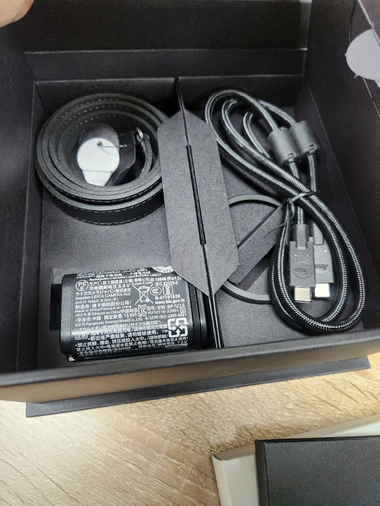 라이카 Q3 MONOCHROME(모노)할인 이미지