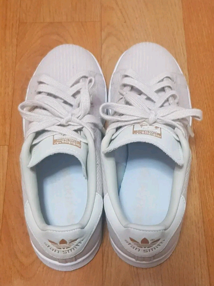 아디다스 스텐 스미스 스니커즈 여성 신발 225mm 이미지