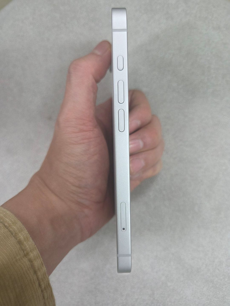 [68만]아이폰16E (256GB) 새상품급 성능100% 싸이클173 이미지