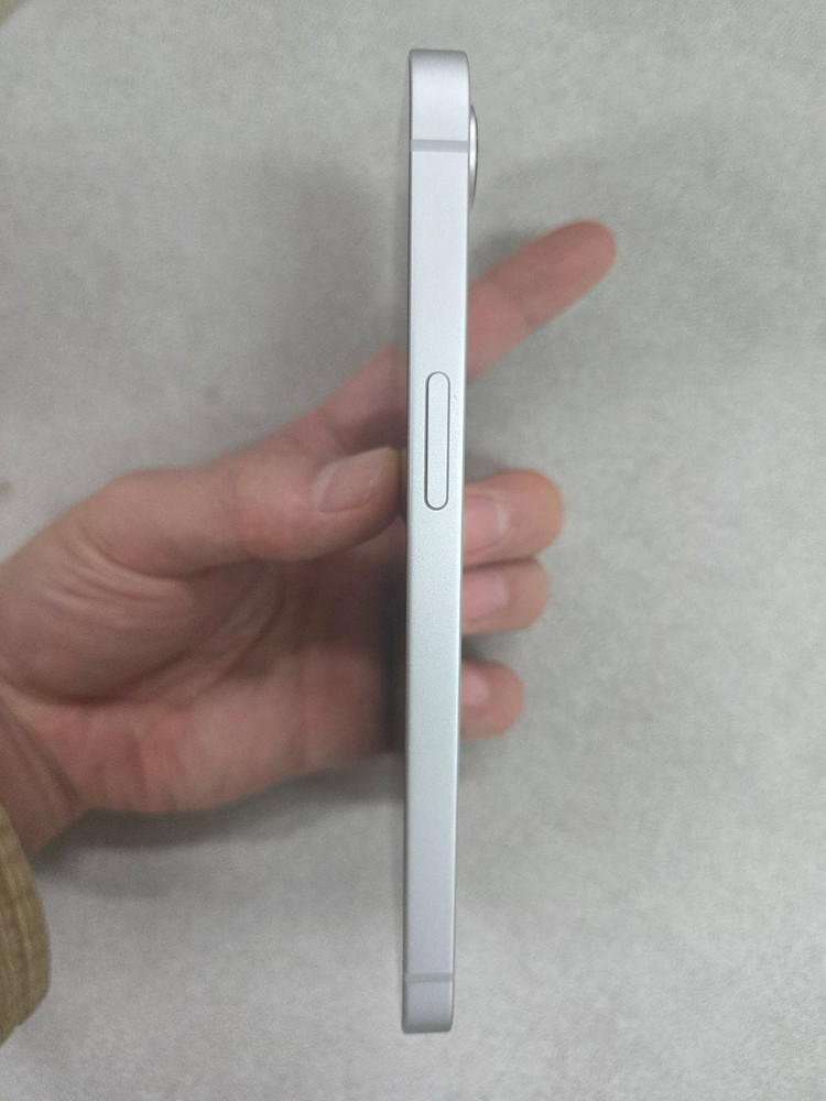 [68만]아이폰16E (256GB) 새상품급 성능100% 싸이클173 이미지