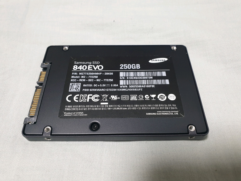 삼성 2,5인치 SATA SSD 250g 35,000원 이미지