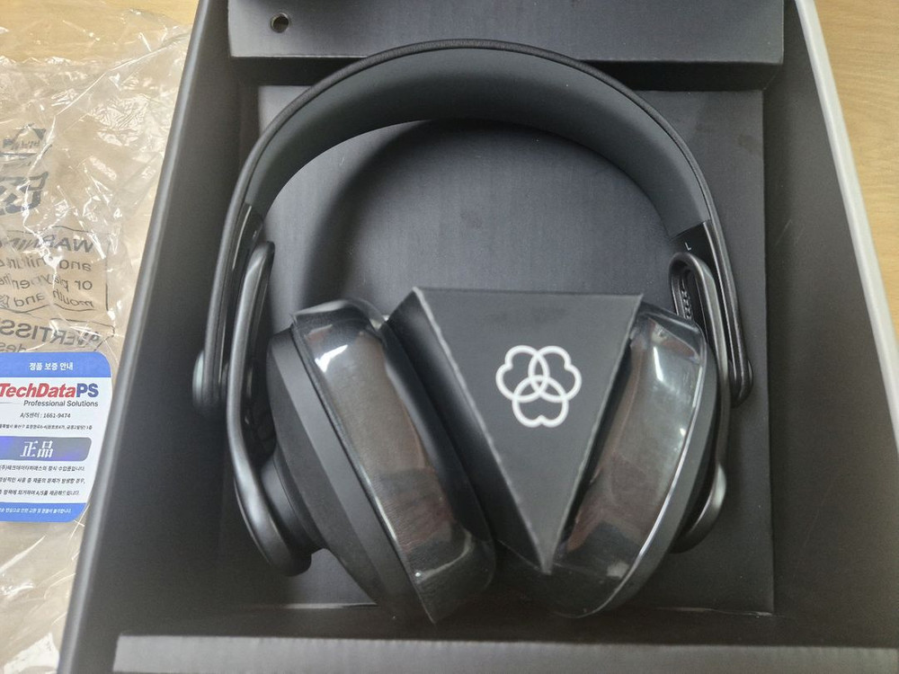 AKG K371-BT 블루투스 해드폰 이미지