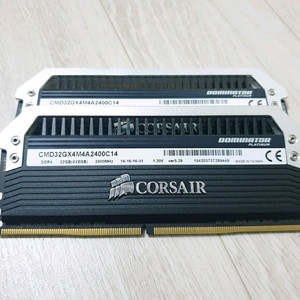 커세어 DDR4 도미네이터 8GBx2 (16GB) 램 이미지