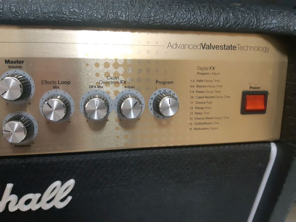 마샬 기타앰프 이미지