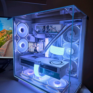 라이젠9 9950X3D RTX5090 최고사양 본체 팝니다 이미지