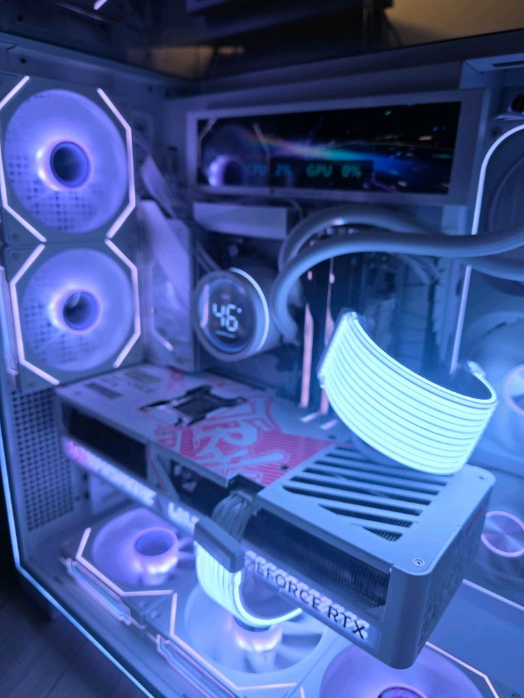 라이젠7 9800X3D RTX5080 PC팝니다 이미지