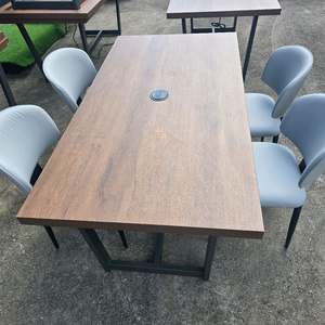 4인 테이블 까페테이블 식탁 다용도 테이블세트 이미지