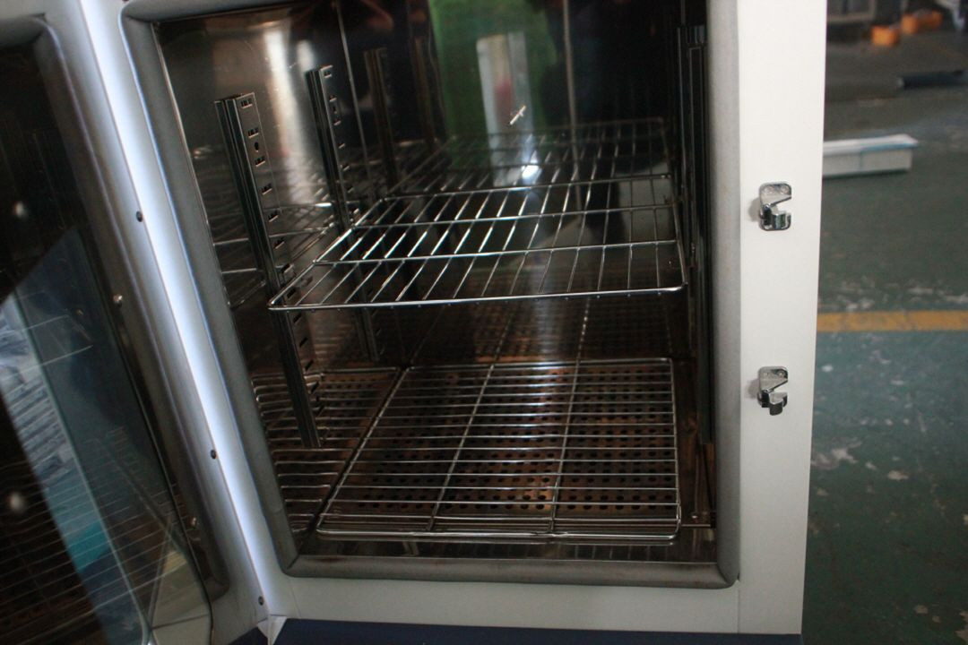 산업용 건조기 오븐 labteck LDO-080N 챔버 자연순환식 80L 용량 이미지