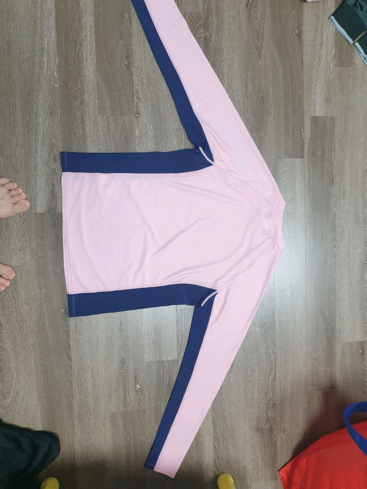 휠라 아이 레쉬가드 165 이미지