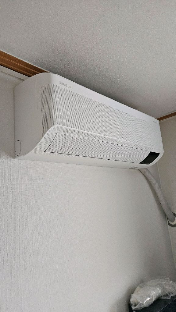 삼성 2in1 에어컨 Q9000 AF17B6474TZN 이미지