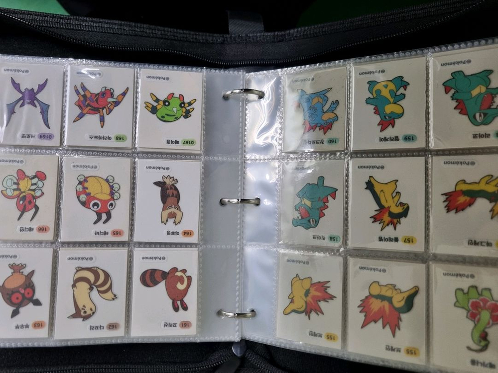 포켓몬띠부씰 1세대 2세대 (뮤츠2종 뮤2종)제외 전종 팝니다 이미지