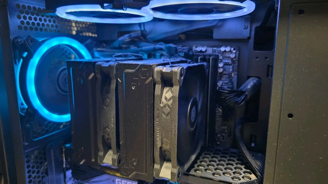 부산/라이젠 7600 rtx3070ti 게이밍 컴퓨터 급처 이미지