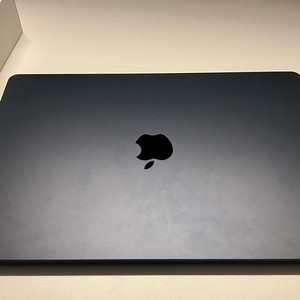 맥북 에어 M3 15인치 (8GB / 256GB) 판매합니다 이미지