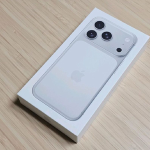 아이폰 17프로맥스 256기가 미개봉 화이트 이미지