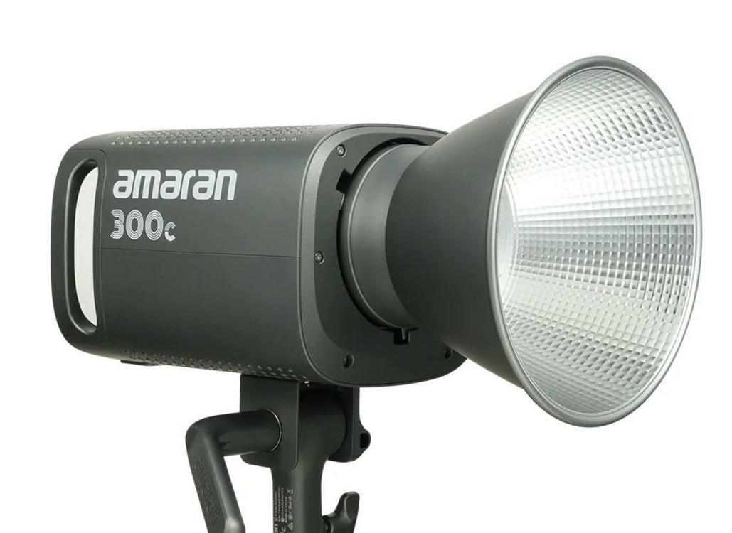 어퍼처 aputure amaran 300c 아마란 삼백씨 카메라 촬영 조명세트 이미지
